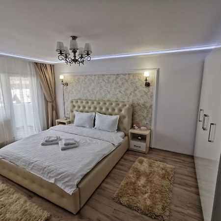 Apartament Gold Luxury Tirgu Ocna Exterior photo