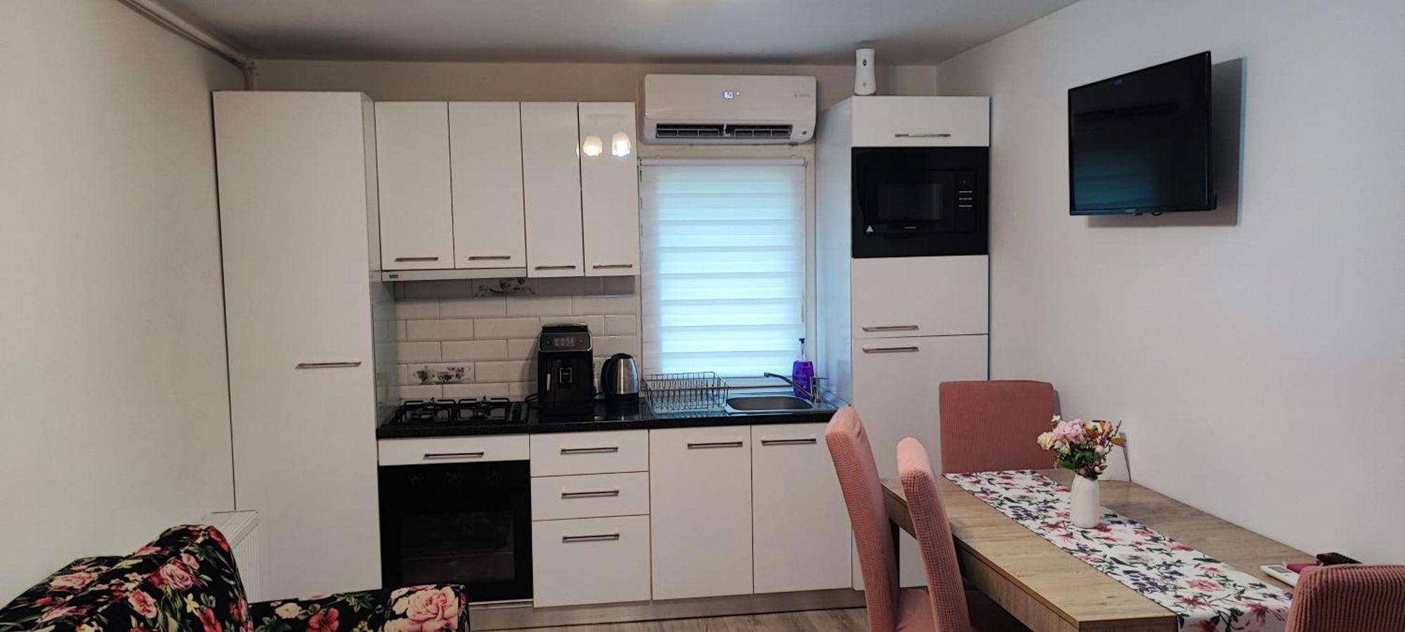 Apartament Gold Luxury Tirgu Ocna Exterior photo